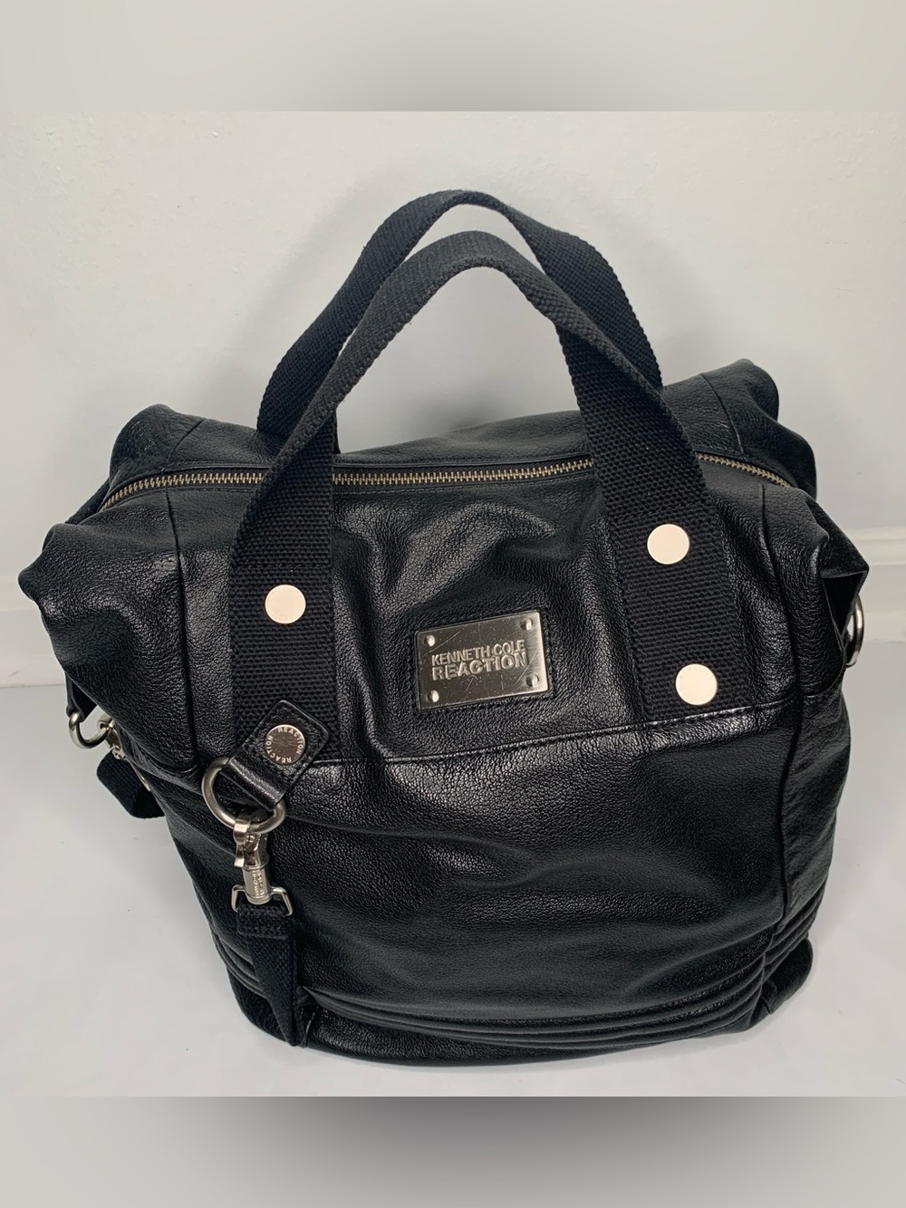 Kenneth Cole Reaction Black Leather Weekender Bag - Picture 3 of 7